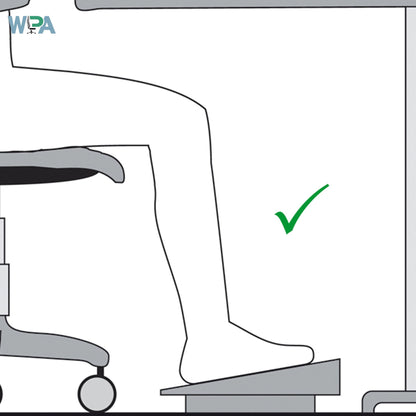Illustration of a person using a wheelchair with a footrest, showing correct positioning.